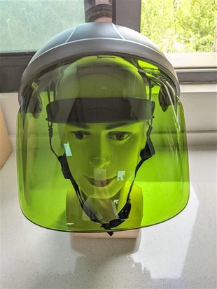 Metalinė galvutė anti-crash od 8+190-380 nm & 820-1200 nm lazerio saugos šalmas
